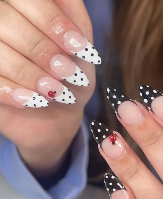 Sara Certified Nail Artist Mani & Pedi Expert